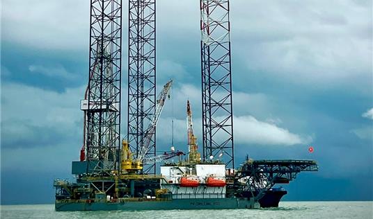 THỰC HIỆN KIỂM TRA PHẦN CHÌM THAY LÊN ĐÀ GIÀN PV DRILLING VIII